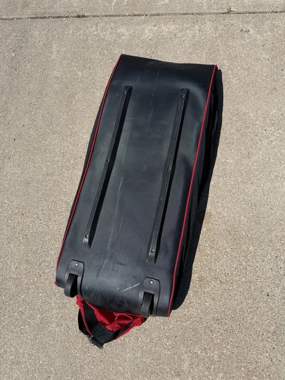 Vintage Marlboro Unlimited Gear - Rolling Travel Lg Duffel Bag - XL - 36